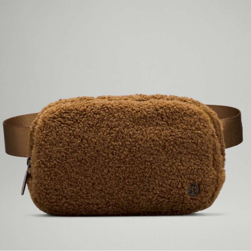 NWT Lululemon Fleece Belt Bag, Burnt Caramel